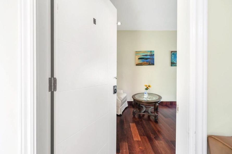Stylish & Central Vancouver Retreat - Steps From Local Attractions!公寓 外观 照片